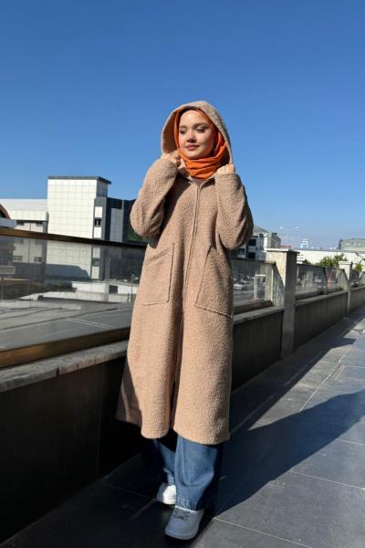 Ayşe Akay Kuzu Kaban Bej