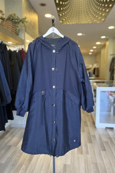 Ceremony 2026 KIŞ Önü Çıt Çıtlı Kapüşonlu Çelik Garnili Dubai Kap Lacivert