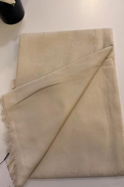 SADE Gucci Monogram Desen Şal Krem