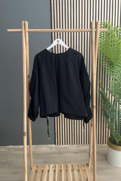 Ceremony Etek Ucu Büzgülü Kolları Yarasa Ve Kat Kat Paper Touche Kısa Gömlek Siyah