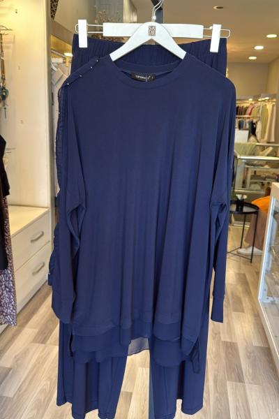 Ceremony Tuniğinin Tek Kolu Fır Fır Şifon Ve İnci Detaylı Sandy Pantolon Takım Lacivert