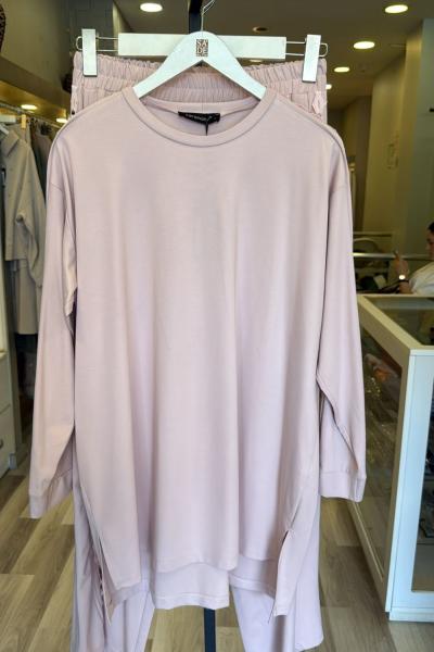 Ceremony Tuniğinin Ve Pantolonunun Yanları Zımba Taş Ve Dubai Detay Pantolonlu Takım  Pembe