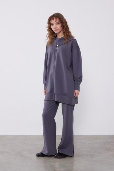 Ekru Gemici Yaka Fermuarlı Takım Gri