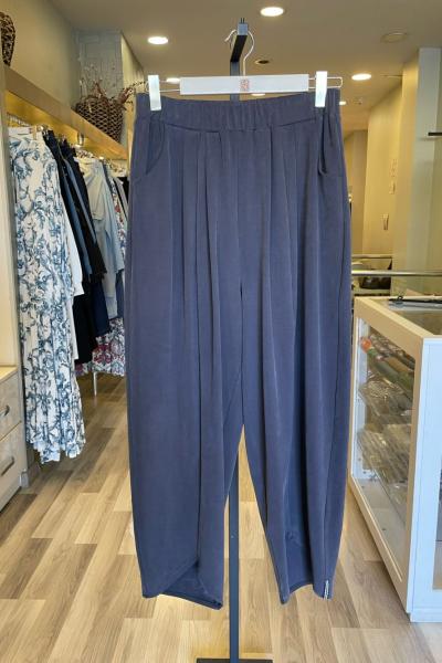 Mascara Önü Pileli Pantolon  Lacivert