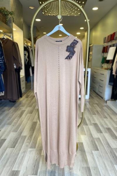 Ceremony Yakası Deri ve Boncuk İşlemeli Soğuk İplik Elbise Camel